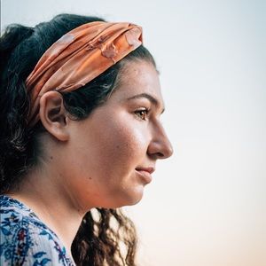 Meet your Posher, Raya